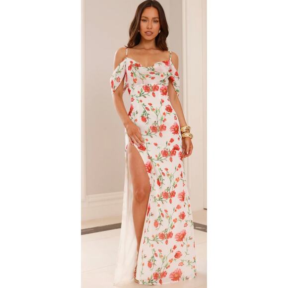 Hello Molly Maxi Dress Rose Reverie Off The Shoulder Size XS Floral Lined Flowy - Picture 1 of 11